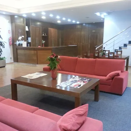 Hotel San Cibrao San Ciprian de Vinas
