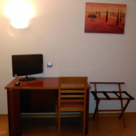 San Cibrao 2* San Ciprián de Viñas