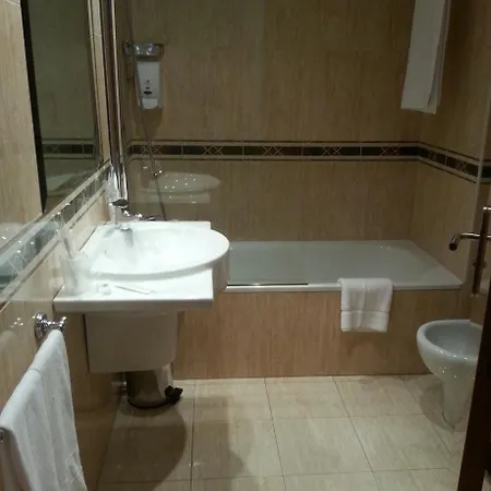 San Cibrao Otel 2*